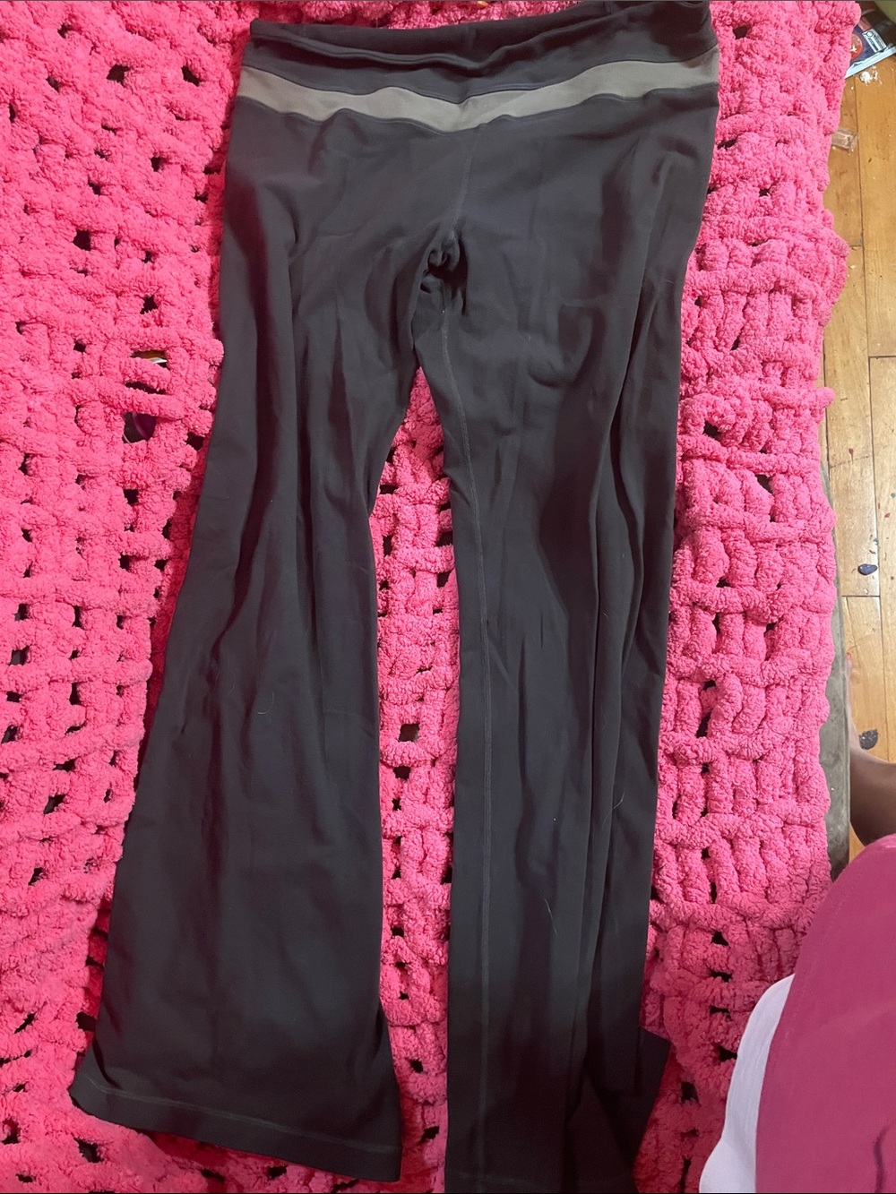 lululemon athletica Black Flared Leggings with Gray Waistband Accent